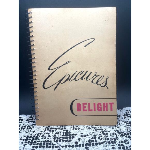 Vintage 1948 Epicures Delight Cookbook by Vera Harnett for British War Relief - Picture 1 of 10